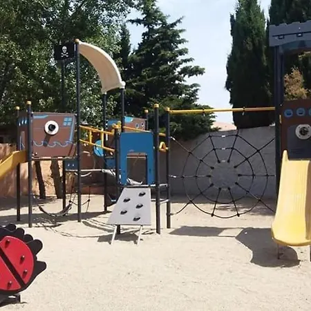Coco - Le Mar Estang אתר קמפינג